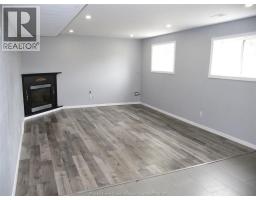 1495 Clover Ave - 23
