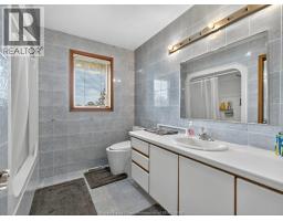 2495 Division ROAD North - 26