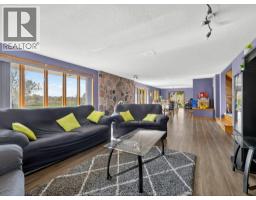 2495 Division ROAD North - 8