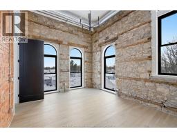 247 BROCK STREET UnitNo. 301 - 13