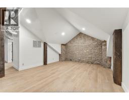 247 BROCK STREET UnitNo. 401 - 33