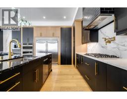 200 Grandview AVENUE - 11