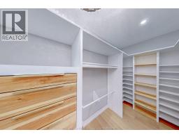 200 Grandview AVENUE - 22