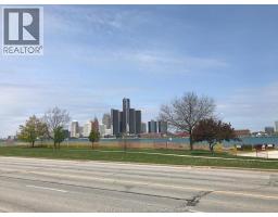 849 RIVERSIDE DRIVE East - 1
