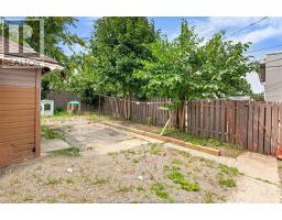 1629-31 DROUILLARD ROAD - 7