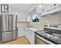 1377 GRANVILLE CRESCENT - 24