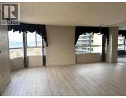 75 RIVERSIDE DRIVE East UnitNo. 804 - 4
