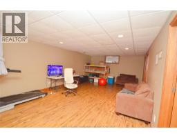 922 Talbot Road E - 9
