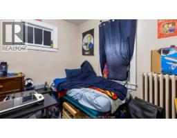 2165-2167 Dougall AVENUE - 13