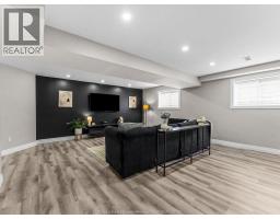 411 Thompson AVENUE - 26