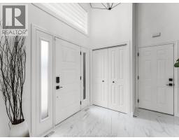 411 Thompson AVENUE - 4