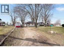 12 PATRICIA AVENUE - 2