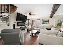 12 PATRICIA AVENUE - 6
