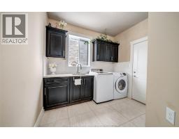 2280 DANDURAND - 18