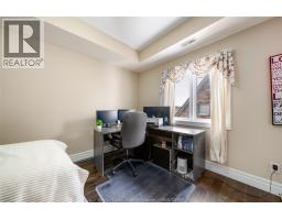 2280 DANDURAND - 33