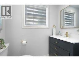 112 WASHINGTON COURT - 10