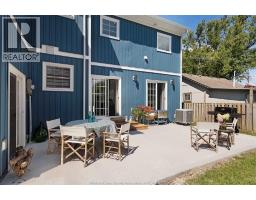 112 WASHINGTON COURT - 11