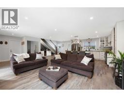 112 WASHINGTON COURT - 9