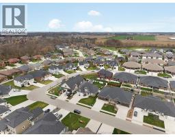 139 Blue Jay CRESCENT - 40