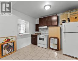 253 CURRY AVENUE - 20
