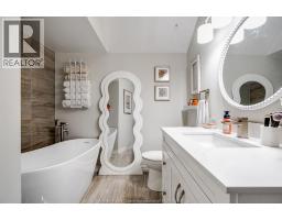45 Orangewood BOULEVARD - 30
