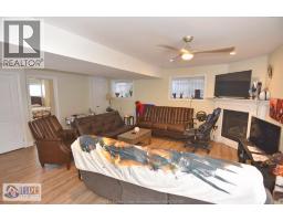 142 SUMMER STREET - 30
