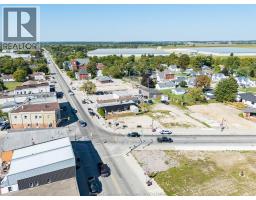 1 Talbot ROAD West - 6