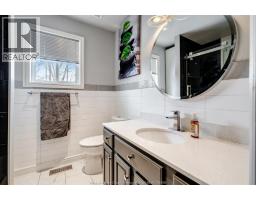 7 Stockwell CRESCENT - 21