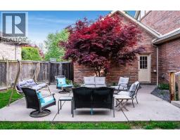 7 Stockwell CRESCENT - 37