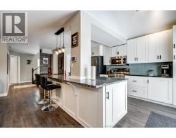 7 Stockwell CRESCENT - 7