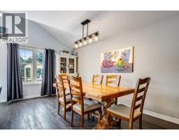 7 Stockwell CRESCENT - 9