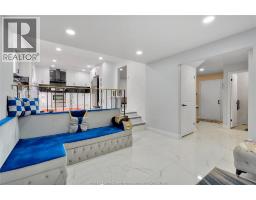 655 ROSELAND DRIVE South - 12