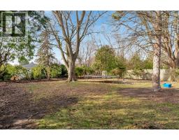 655 ROSELAND DRIVE South - 27