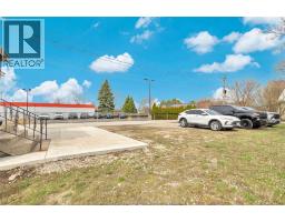 9572 TECUMSEH ROAD - 9