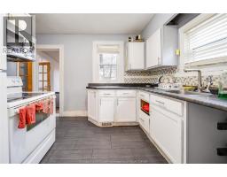 961 CURRY AVENUE - 11