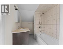 3185 DONNELLY - 13