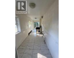 3026 SANDWICH STREET - 15