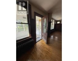 3026 SANDWICH STREET - 4