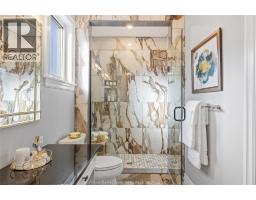 292 CHRISTINE AVENUE - 34