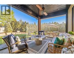 292 CHRISTINE AVENUE - 7