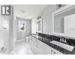7370 GARNET CRESCENT - 16