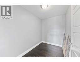7370 GARNET CRESCENT - 23
