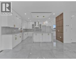 3672 Sutton AVENUE - 14