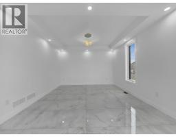 3672 Sutton AVENUE - 19