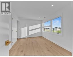 3672 Sutton AVENUE - 27