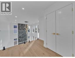 3672 Sutton AVENUE - 31