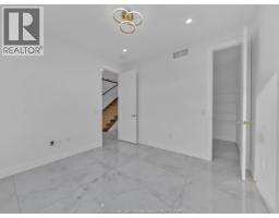 3672 Sutton AVENUE - 35