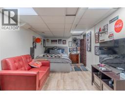 2477 MARK AVENUE - 22