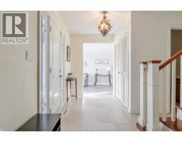 2477 MARK AVENUE - 3