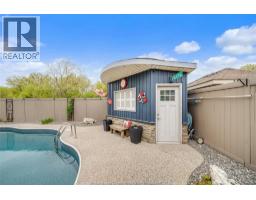 7840 STELLA CRESCENT - 43